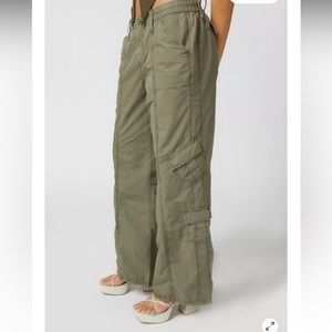 BDG Y2K Low-Rise Cargo Pant